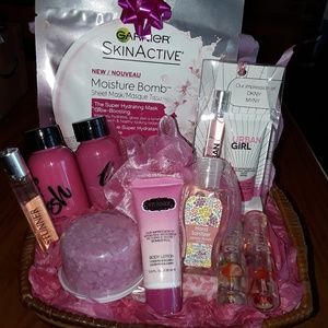 Pink Beauty Spa Gift Basket